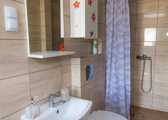 アパート Przy Deptaku トシェンサチ